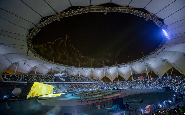 La cérémonie d’ouverture de la première édition des Jeux nationaux saoudiens a eu lieu au stade de Riyad, le King Fahd International Stadium. (Saudipedia)