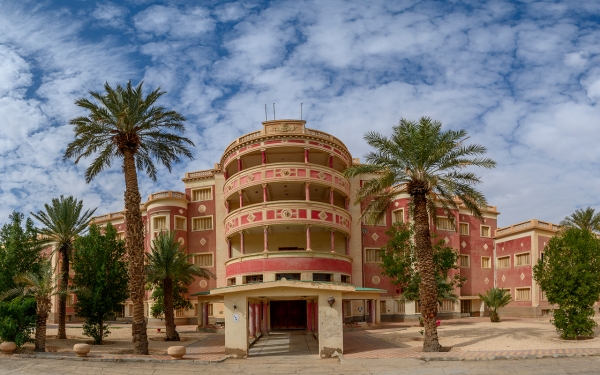 Palais Al-Ahmar Palais historique de la ville de Riyad. (Ministère de la Culture)