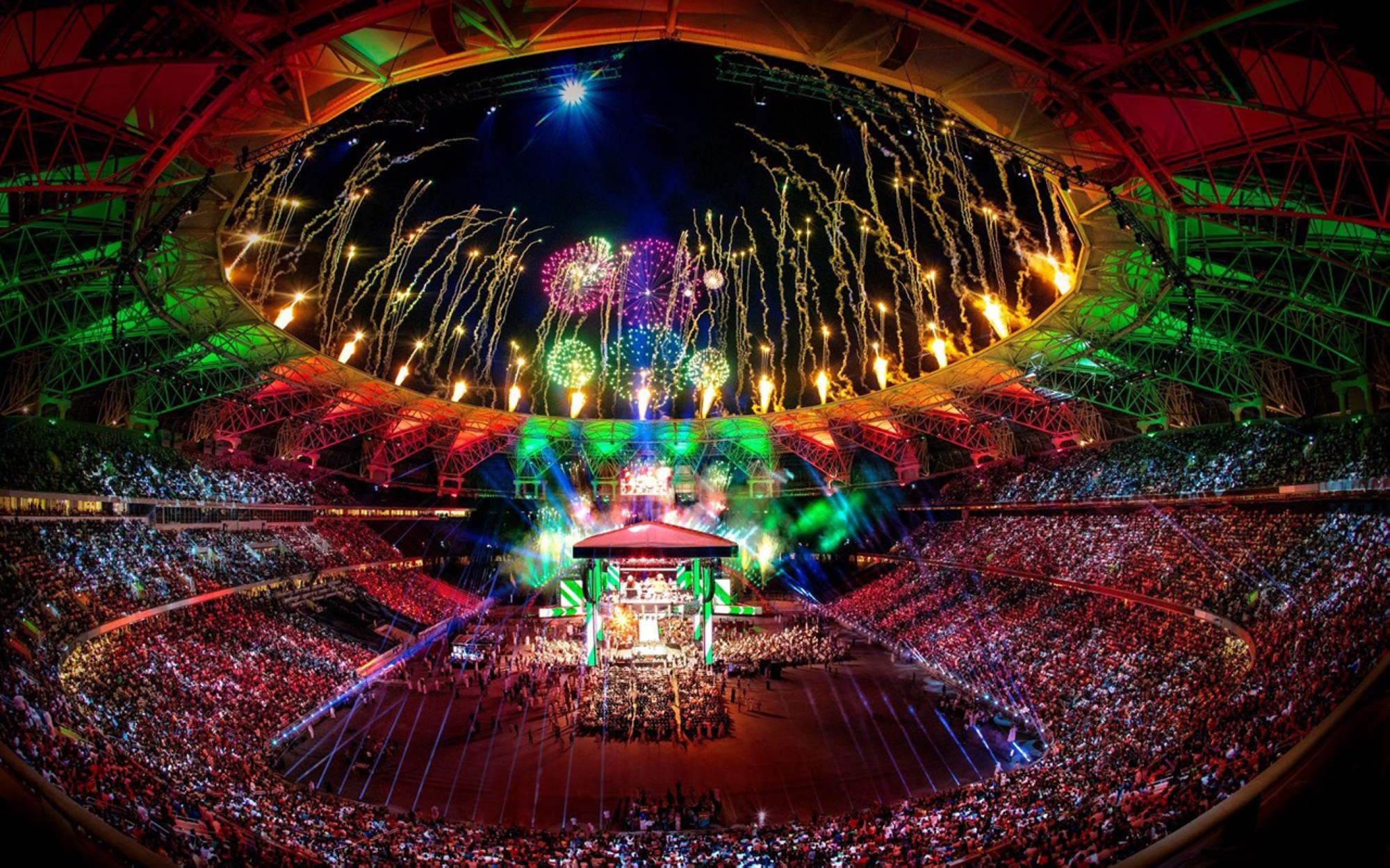 Фейерверк на мероприятии WWE (Crown Jewel), проходившем во время игр в Эр-Рияде. (SPA)