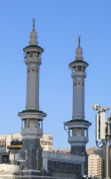 Минареты Заповедной мечети в Мекке (Saudipedia)