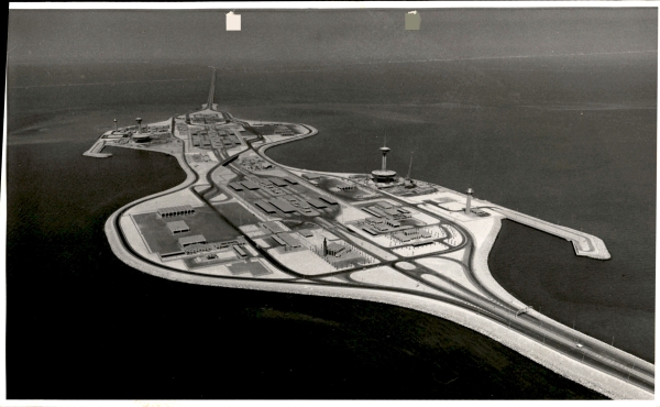 Мост короля Фахда в 1986 г. (Фонд исследований и архивов короля Абдул-Азиза, Дарах)