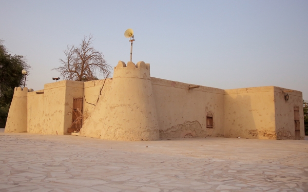 مسجد جواثا أحد المعالم الدينية والتراثية في الأحساء. (سعوديبيديا)