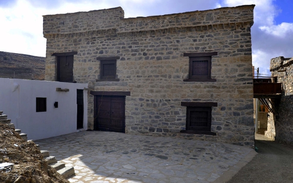 قصر بن رقوش التاريخي في قرية بني سار شمال مدينة الباحة. (واس)