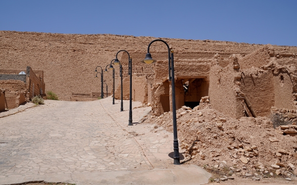 أحد الطرق في بلدة الغاط التراثية بمنطقة الرياض. (سعوديبيديا)