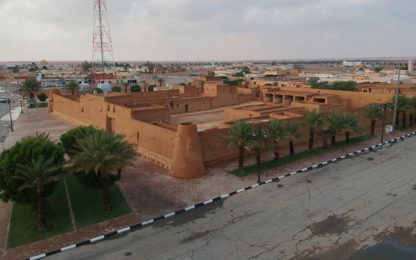 قصر الملك عبدالعزيز التاريخي بقرية لينة في محافظة رفحاء. (واس)
 