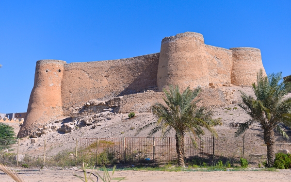 قلعة تاروت الأثرية في محافظة القطيف. (سعوديبيديا)