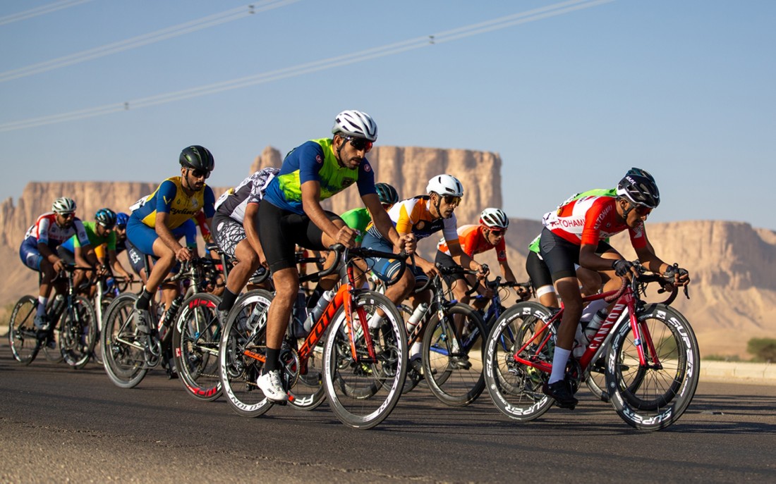 سباق الطرق (الدراجات) ضمن دورة الألعاب السعودية. (سعوديبيديا)