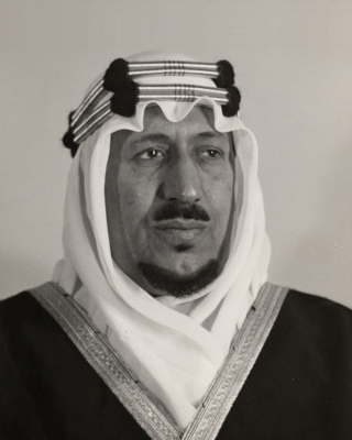 الملك سعود بن عبدالعزيز.