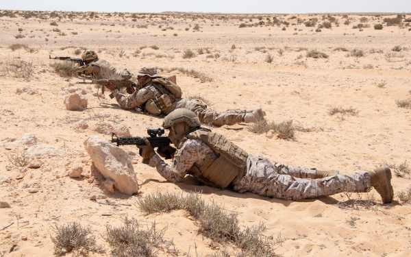 أفراد من القوات البرية الملكية السعودية في مهمة عسكرية. (واس)