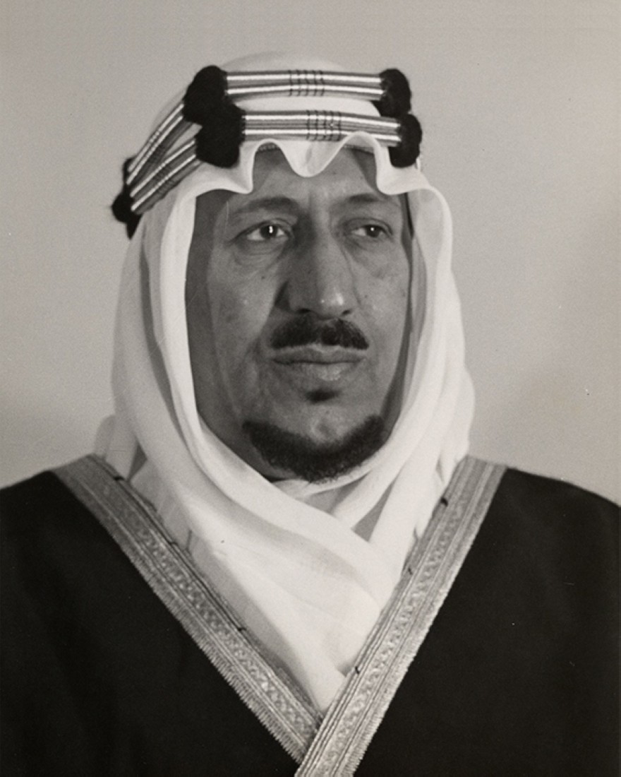 الملك سعود بن عبدالعزيز آل سعود.