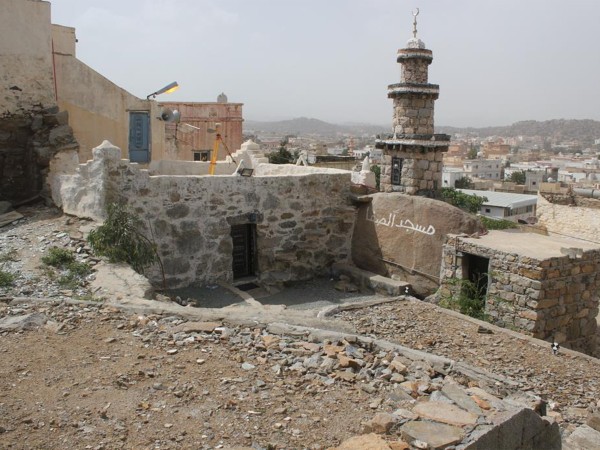 مسجد الصفا، في محافظة بلجرشي بالباحة، أحد المساجد المستهدفة في مشروع تطوير المساجد التاريخية (واس).