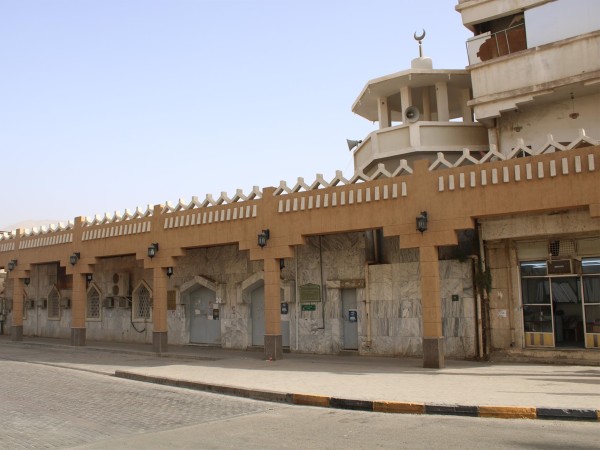 مسجد الزبير بن العوام، بالقرب من قصر الإمارة بنجران، أحد المساجد المستهدفة في مشروع تطوير المساجد التاريخية (واس).