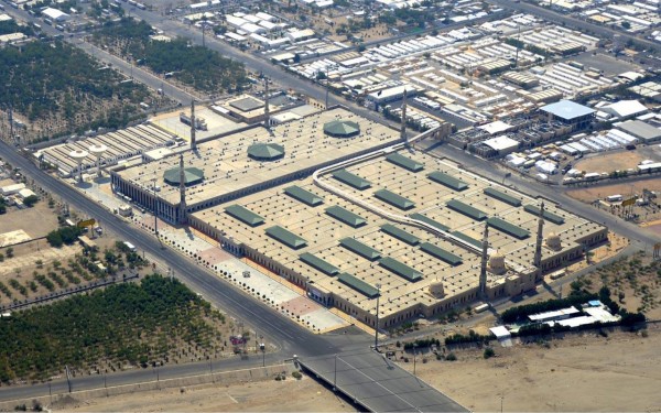 مسجد نَمِرَة أحد معالم مشعر عرفات في مكة المكرمة. (واس)
