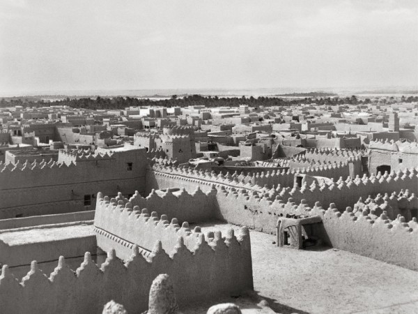 صورة علوية لمدينة الرياض عام 1370هـ. (دارة الملك عبدالعزيز)