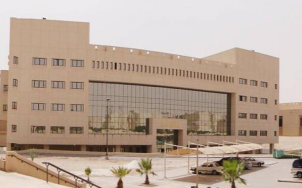 مبنى جامعة الأمير سطام في الخرج. (دارة الملك عبدالعزيز)