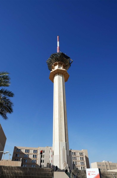 برج التلفزيون في العاصمة الرياض حيث يحتضن في ساحته مقر إذاعة الرياض. (سعوديبيديا)