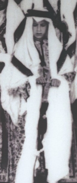 صورة قديمة للملك سلمان بن عبدالعزيز في صغره. (دارة الملك عبدالعزيز)