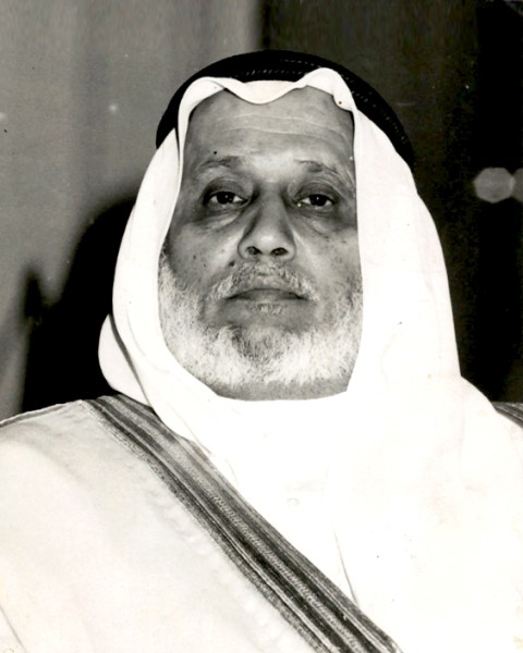محمد عبده يماني.