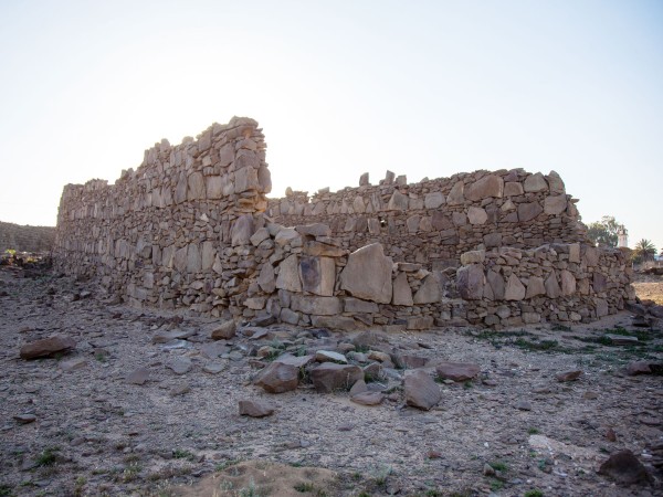 قصر الرضم الأثري بتيماء الذي بني في الألف الأول قبل الميلاد. (سعوديبيديا)