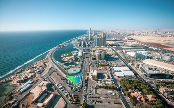صورة جوية لمنطقة سباقات فورمولا 1 في الواجهة البحرية بجدة. (سعوديبيديا)