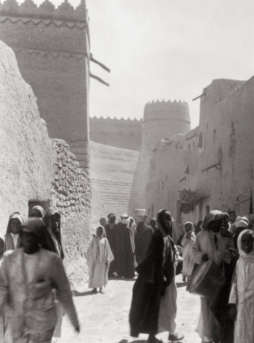 أحد شوارع الرياض عام 1357هـ/1937م. (دارة الملك عبدالعزيز)