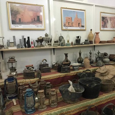 بعض مقتنيات متحف سكة الحديد في المدينة المنورة. واس. (دارة الملك عبدالعزيز)