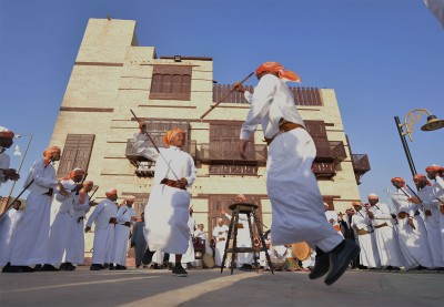 من الفنون الشعبية في المنطقة الغربية. (واس)