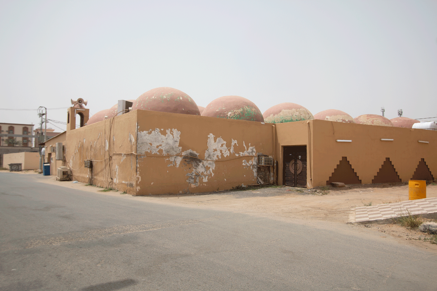 مسجد القباب بمنطقة جازان. (سعوديبيديا)