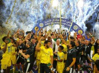 تتويج نادي النصر بكأس الملك سلمان للأندية "البطولة العربية". (المركز الإعلامي لنادي النصر)
