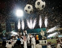تتويج نادي الفتح بالدوري السعودي للمحترفين 2012-2013. (المركز الإعلامي لنادي الفتح)