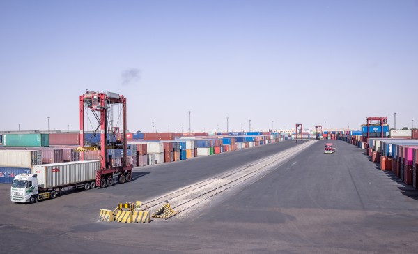 الميناء الجاف في مدينة الرياض. (واس)