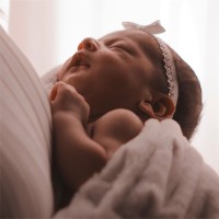من البرامج الوقائية لبرنامج الجينوم السعودي الفحص الوراثي للتأكد من عدم حمل أي أمراض وراثية يمكن أن تنتقل للأجيال القادمة. (المركز الإعلامي لجينوم)