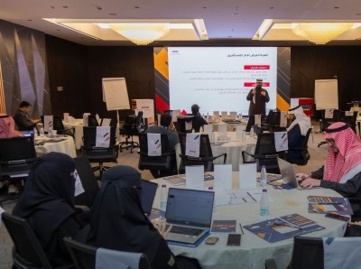 أحد المعسكرات التدريبية لمسرعة الأدب والنشر والترجمة. (المركز الإعلامي لهيئة الأدب والنشر والترجمة)