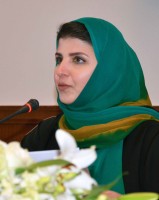فاطمة الهملان.